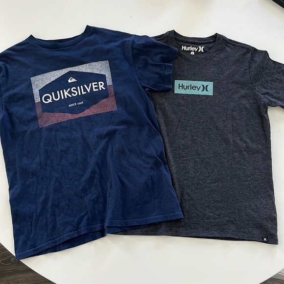 (2) boys small tshirts - Picture 1 of 5